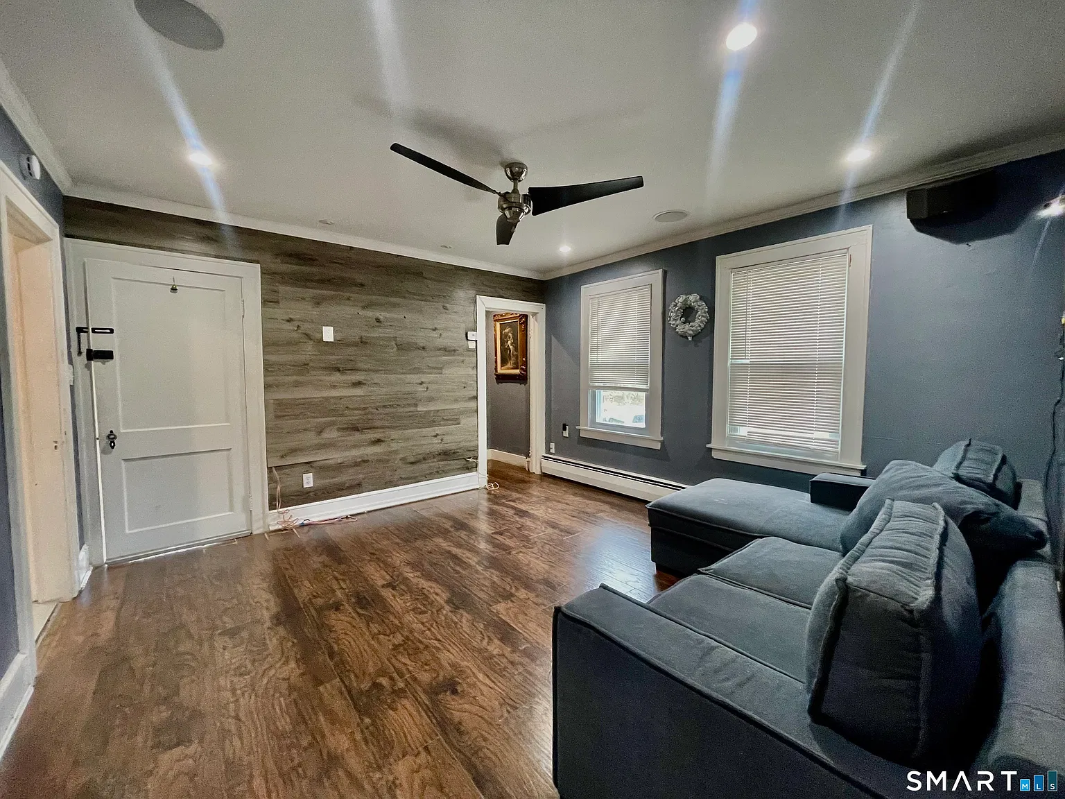 4 bed, 1.5 bath, 1970 sqft, $2,800 — Photo 3