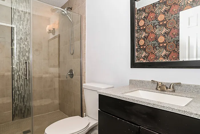 1728 Indian Springs Dr — Photo 14