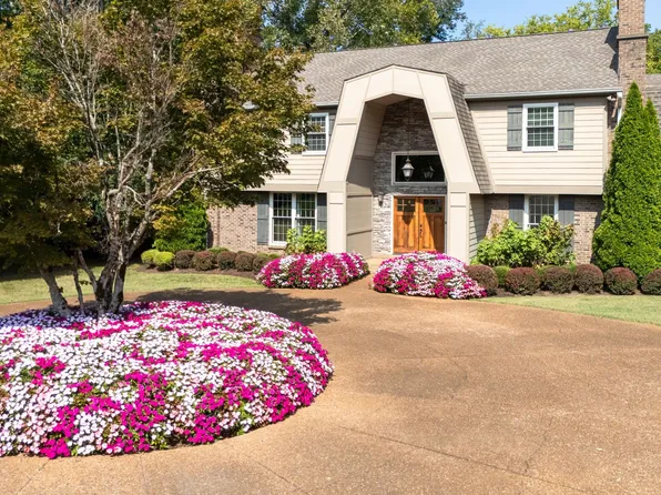 114 Vaughn Rd, Nashville, TN 37221