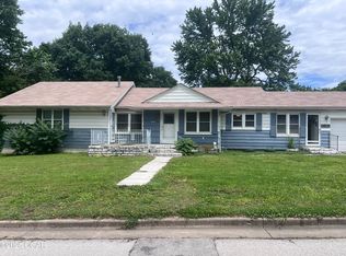 1005 E 13th St, Carthage, MO 64836