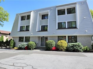73 Riverside Ave #5, Stamford, CT 06905