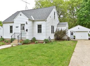 1127 8th Ave SW, Faribault, MN 55021