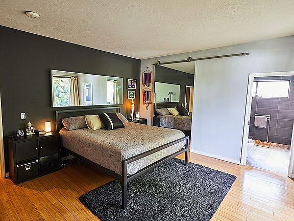 2nd image of 723 Westmount Dr APT 205