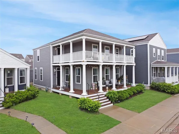 3242 Camp St, Saint Charles, MO 63301