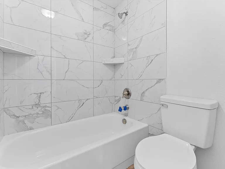 714 S Berwick Dr — Photo 14