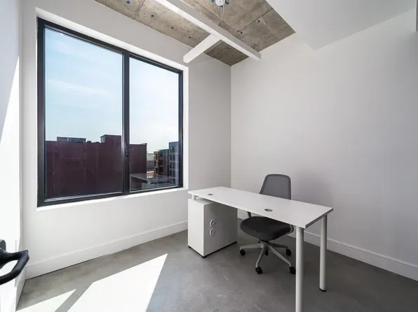 1427 Grand Street image 11 of 22