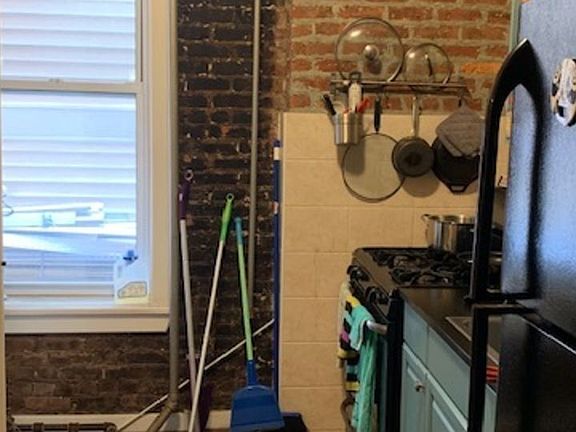 5th image of 308 Bleecker St Ste 1