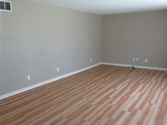 2nd image of 2314 W Del Mar Dr