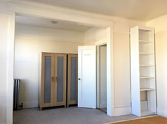 Rented by Zikos Realty Services