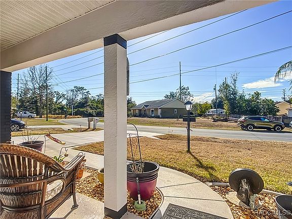 5th image of 643 W Starjasmine Pl