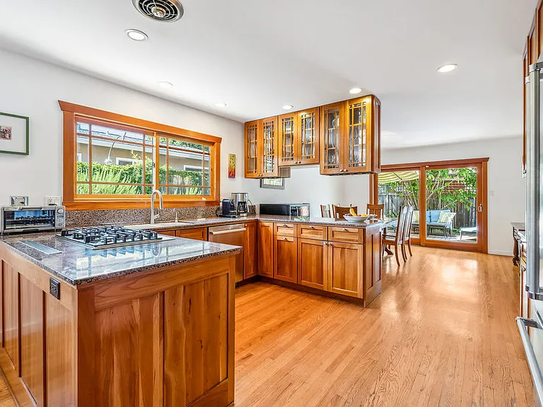 49 Karl Ave — Photo 12
