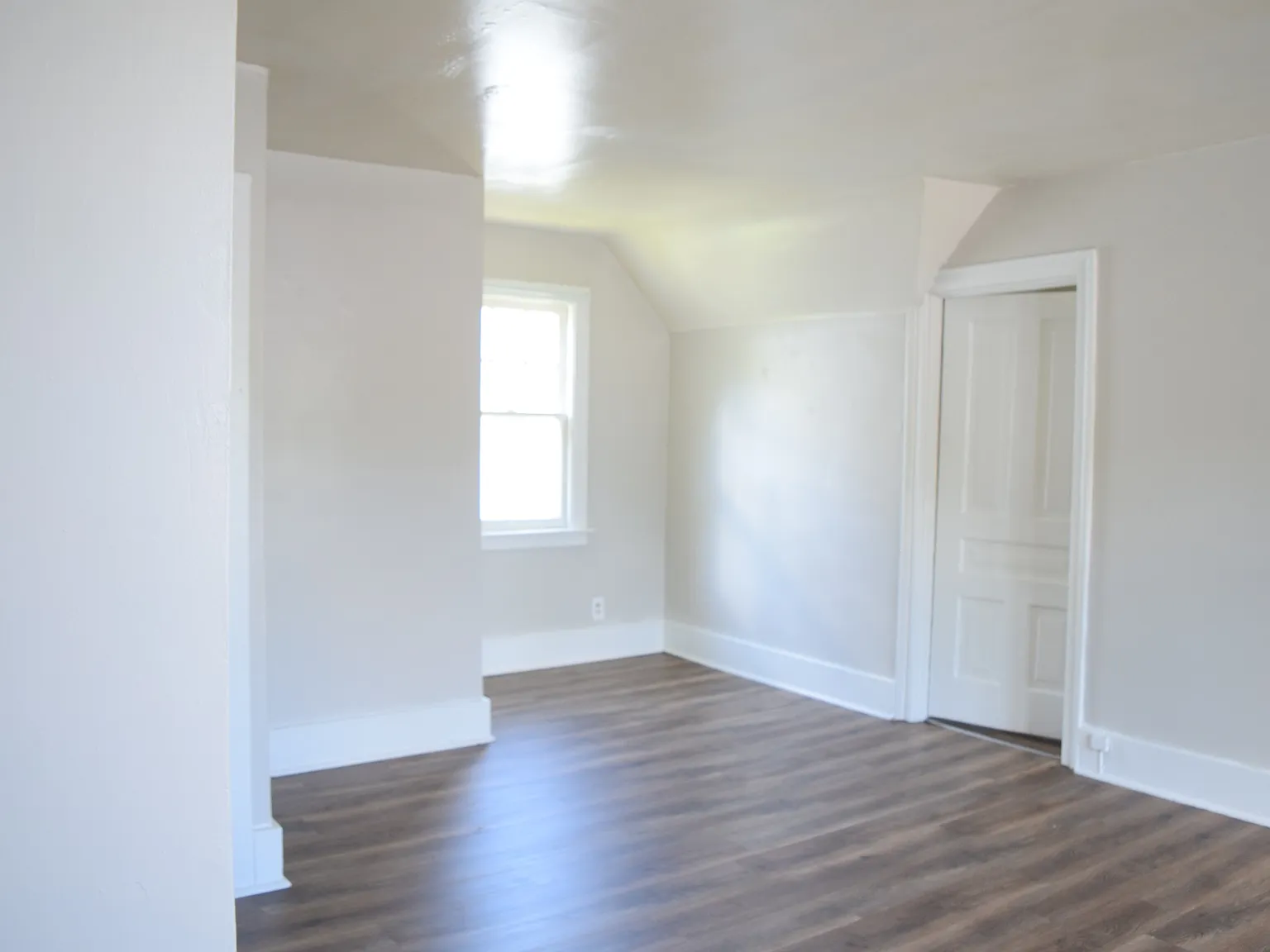 856 Lafayette NE - 2 — Photo 2
