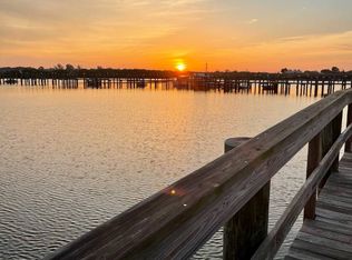 7 Idle Ln, Bradenton, FL 34208