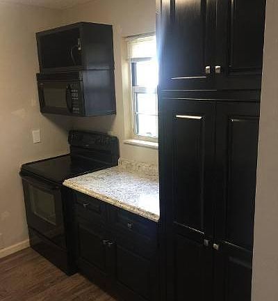 2nd image of 1 Wrenwood Ln
