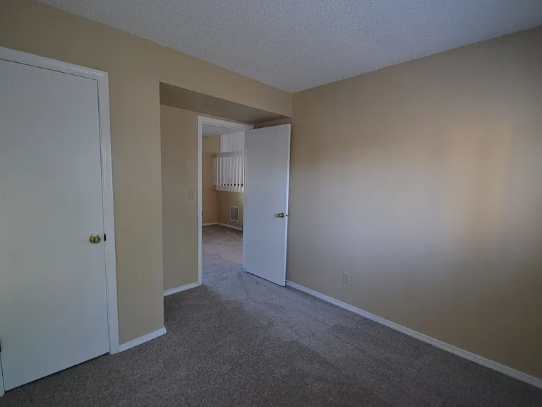 3535 Sydney Ter — Photo 15