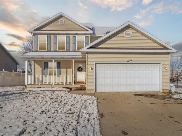 1347 Yarrow Dr, Holt, MI 48842