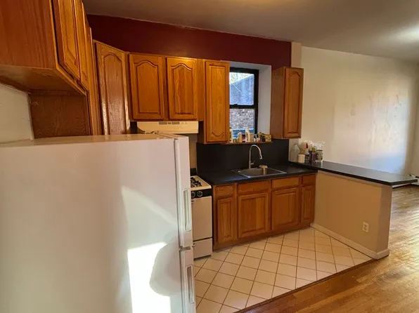 181 East 104th Street image 1 of 7