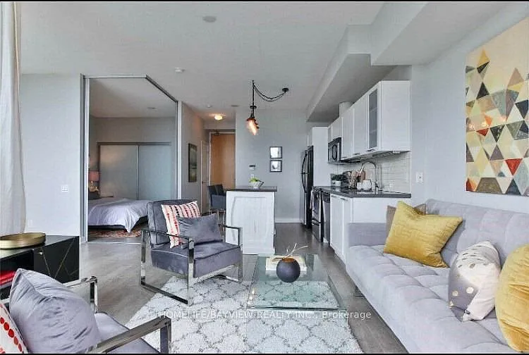 33 Mill St — Photo 3