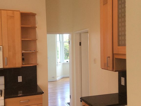 Kitchen to living room