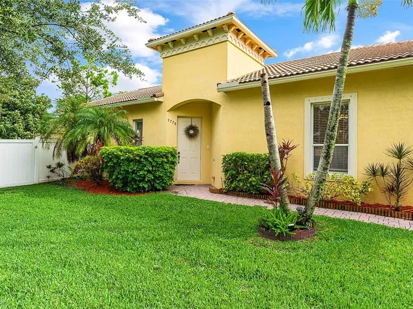 5778 Sunberry Cir, Fort Pierce, FL 34951