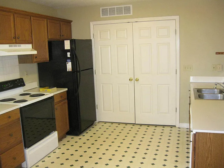 1192 Colorado Rd — Photo 8