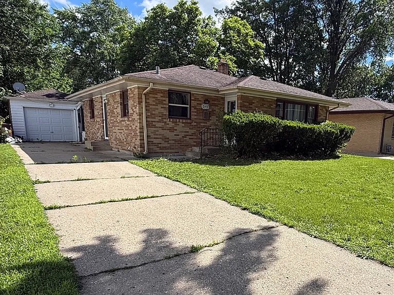 2404 Glenwood Ave #1 — Photo 1