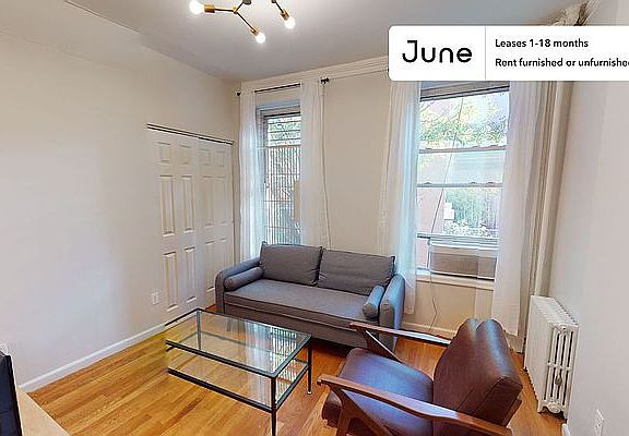 4th image of 304 E 83rd St APT 3D
