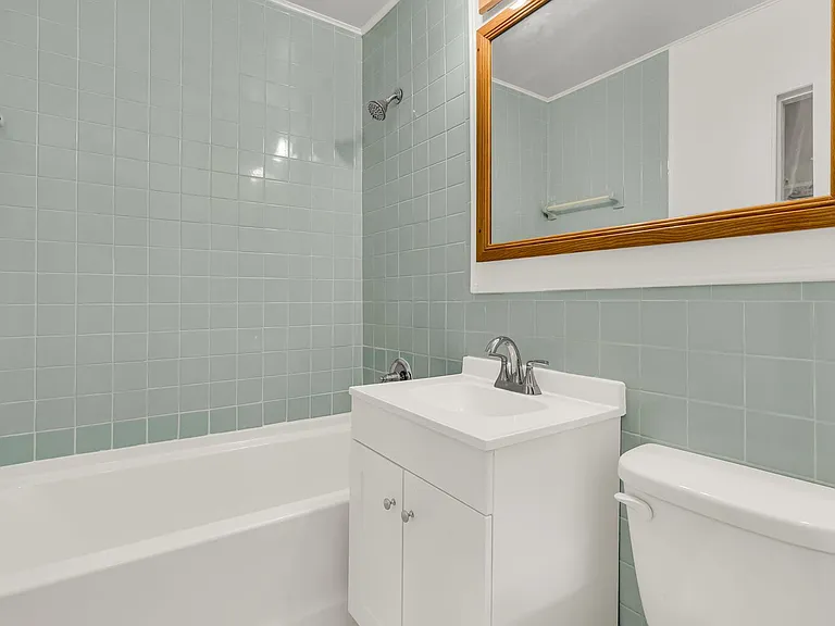 2330 Bailey Dr — Photo 25