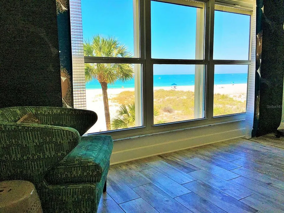 5000 Gulf Blvd #303