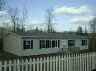3838 Cross Creek Dr, Hudson, NC 28638