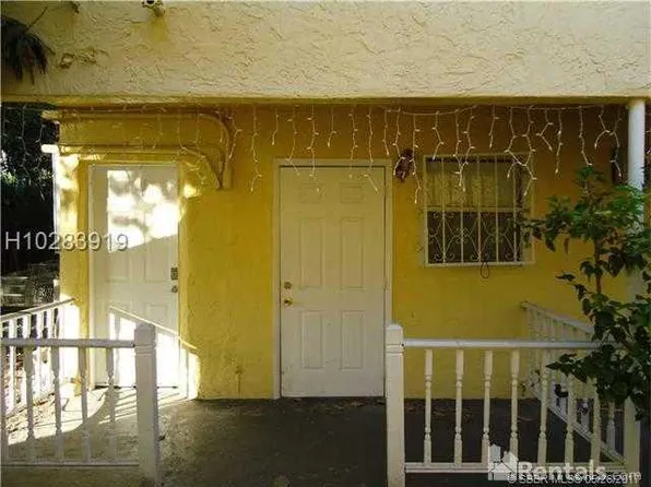 117 NE 48th St, Miami, FL 33137