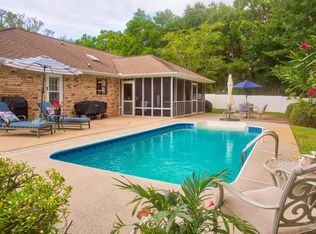 3716 Tiger Point Blvd, Gulf Breeze, FL 32563