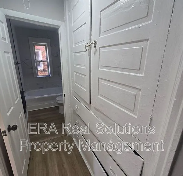 1056 Wilson Ave #B — Photo 8