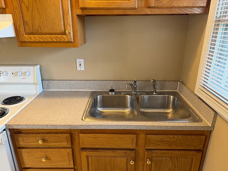 318 W Kenwood Way #1 — Photo 24