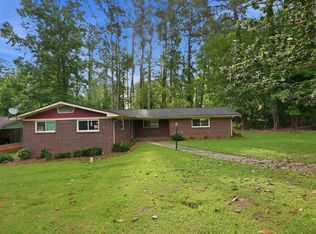 3178 Dogwood Dr, East Pt, GA 30344