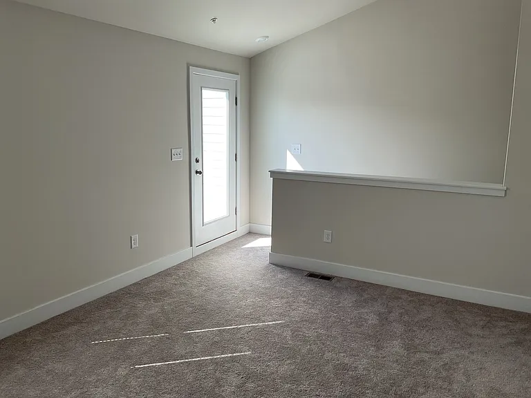 11583 Kirkleigh Dr — Photo 37