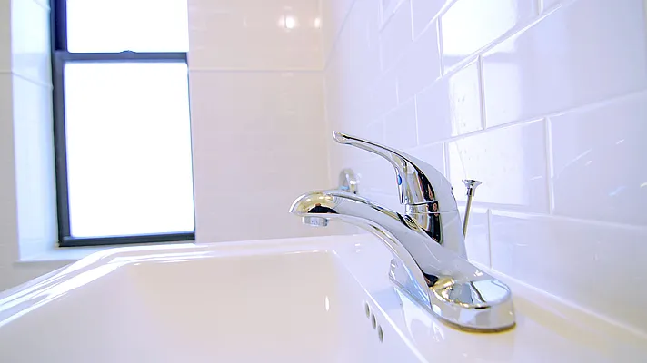 Rented by Tryax Realty Management | media 22