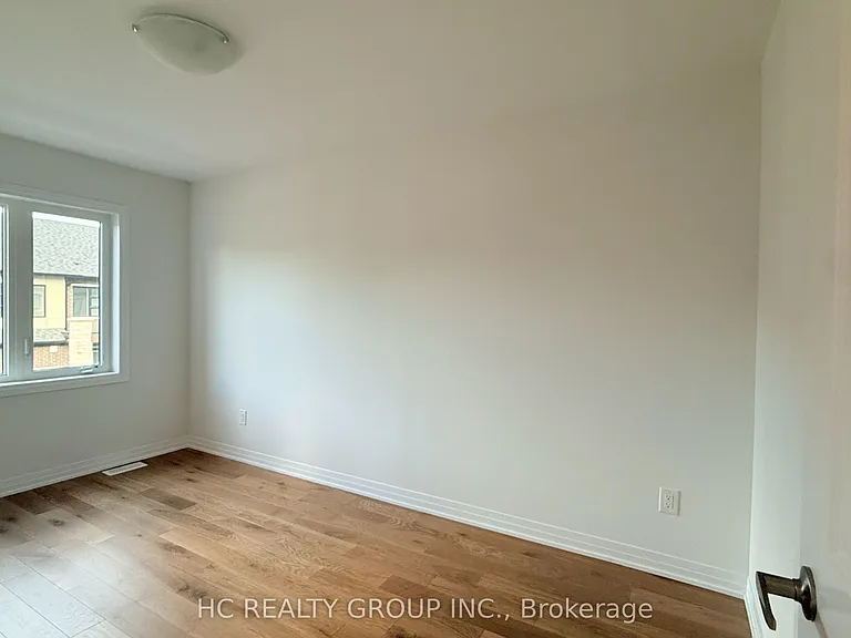 16 Anna Russell Way — Photo 11