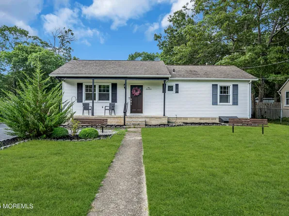117 2nd Avenue, Tuckerton, NJ 08087