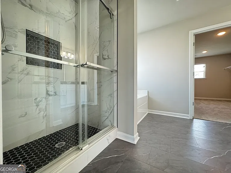 100 McGinnis Cir — Photo 15