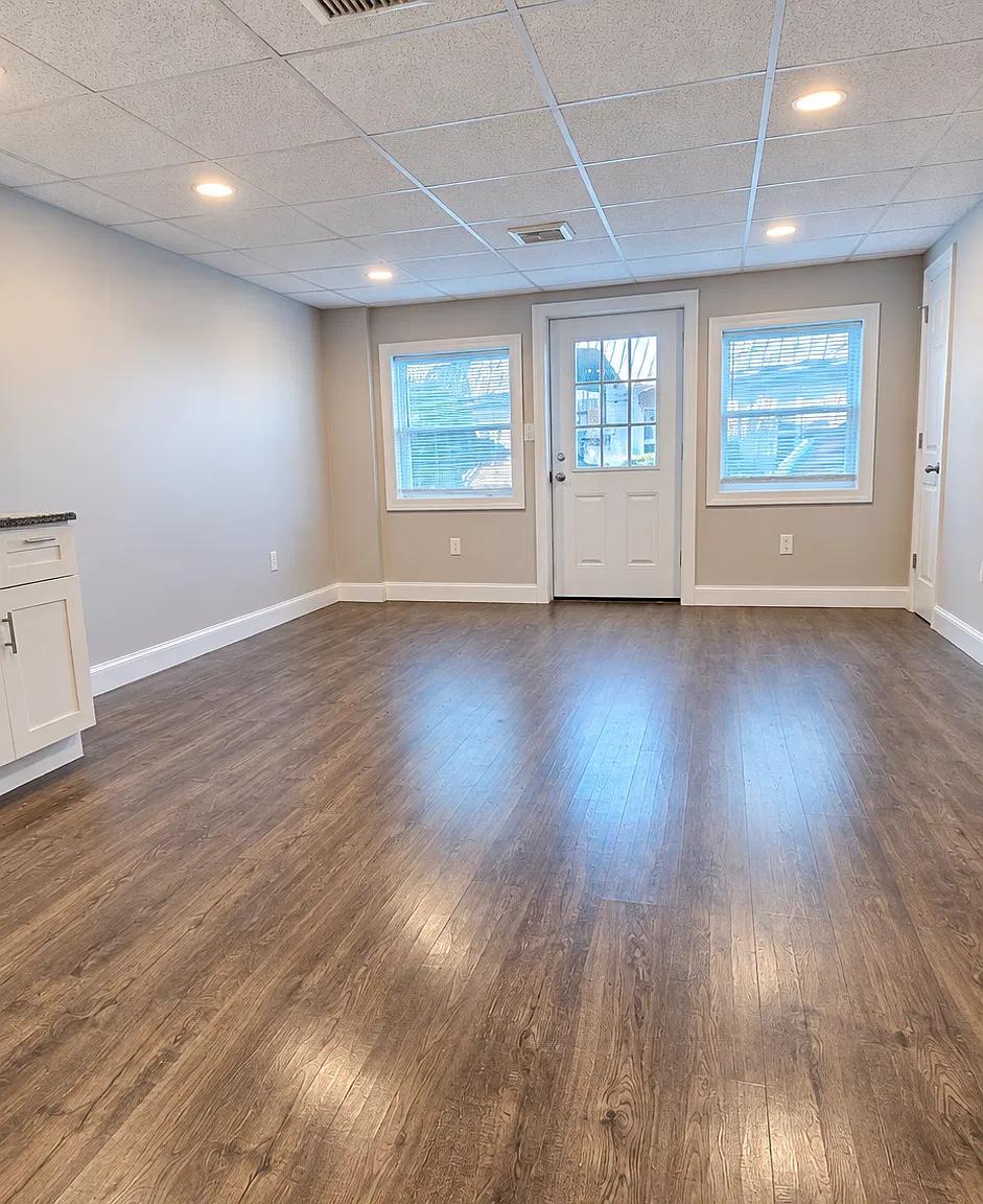 2 bed, 750 sqft, $1,630 — Photo 1