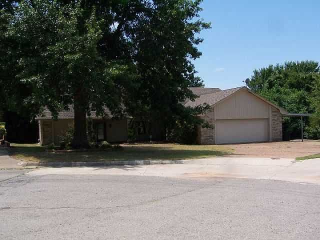 1st image of Par 3 Golfview Cir