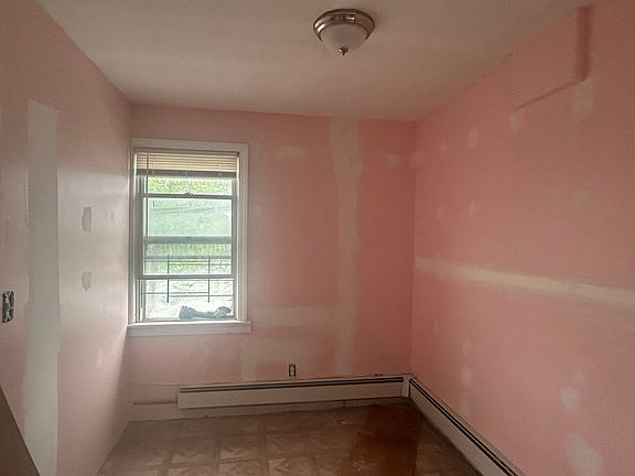 5th image of 59 Saint Marys Ave #3