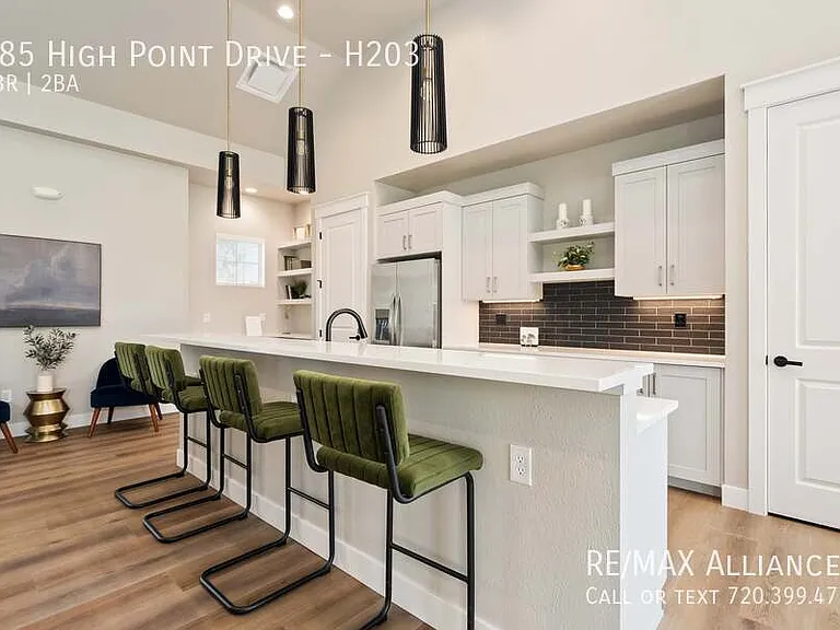 285 High Point Dr #H-203 — Photo 44