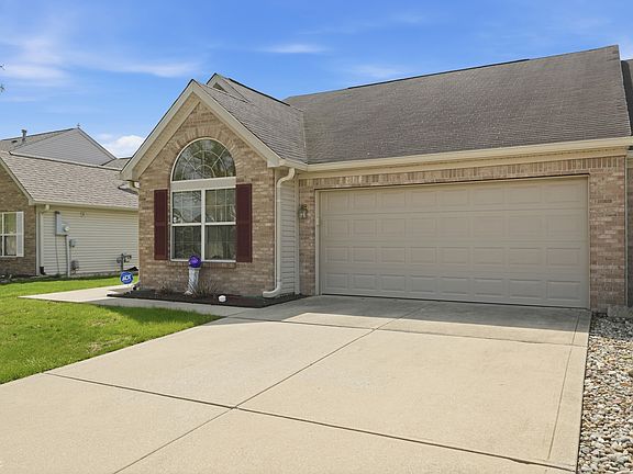 2nd image of 10781 Oriole Ct