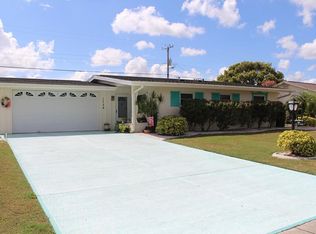 1729 Council Dr, Sun City Center, FL 33573
