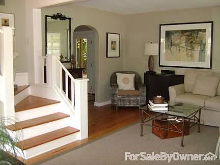 Living Room : Heart pine floors and arched doorway
