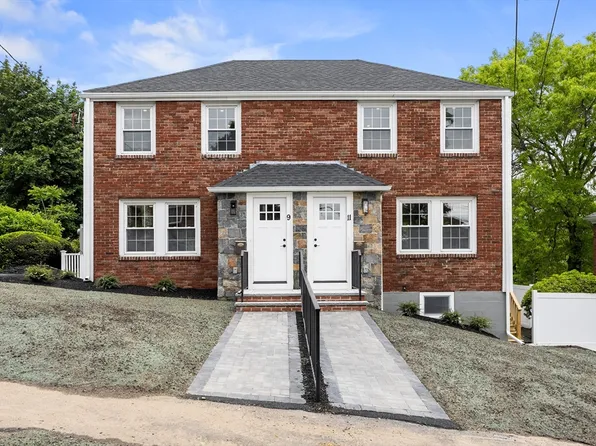 9 Bishop Rd, Quincy, MA 02170