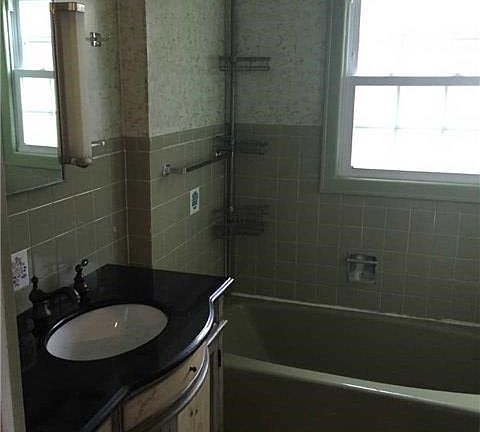 4th image of 42 Holmes St