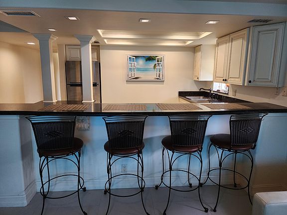 3rd image of 2080 E Hillsboro Blvd APT 108